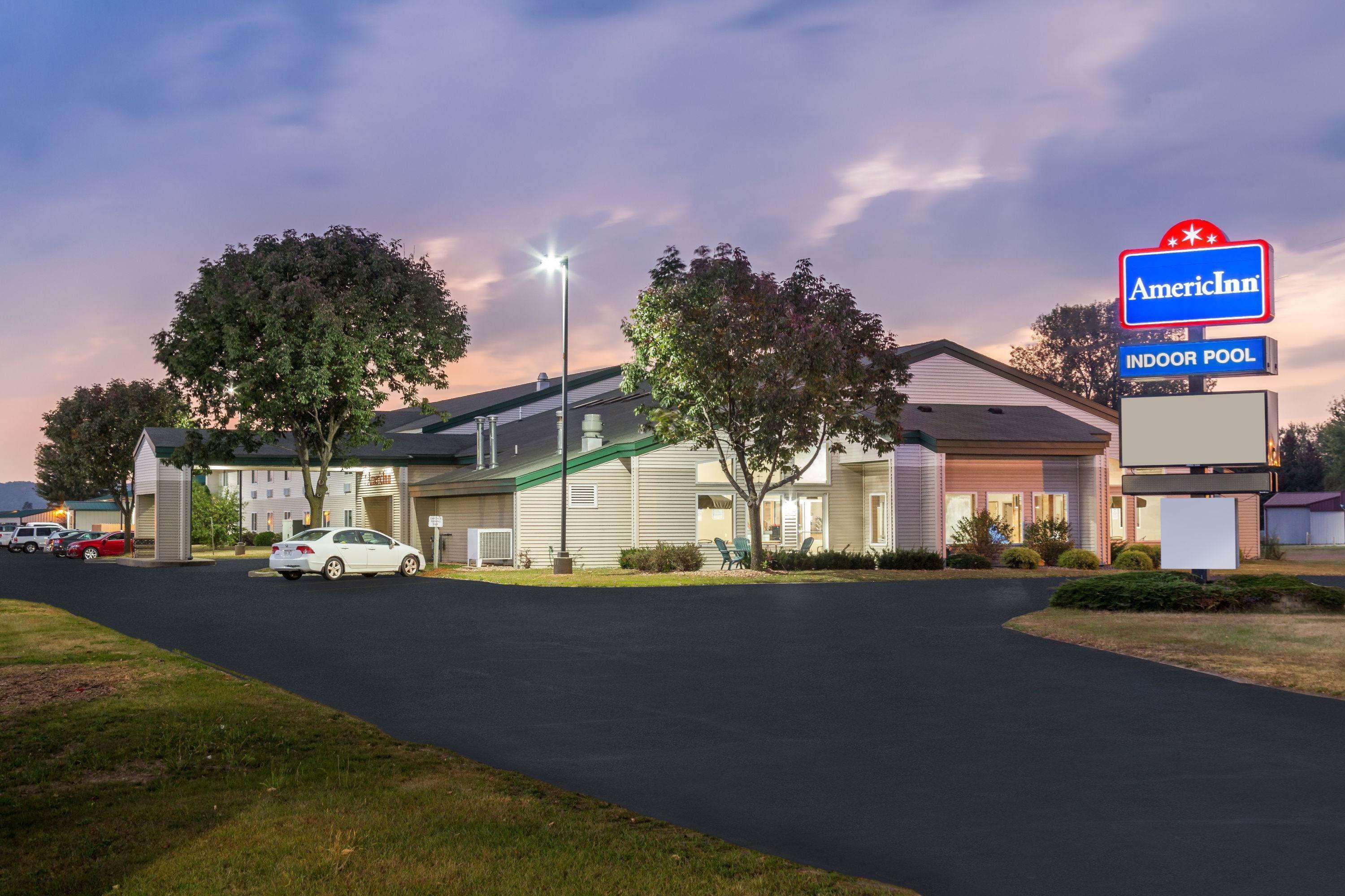 Americinn By Wyndham Boscobel Exterior foto